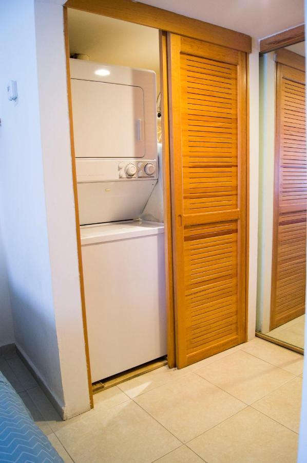 Cancun Beachfront Condo Экстерьер фото