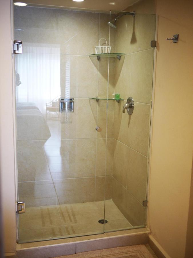 Cancun Beachfront Condo Экстерьер фото