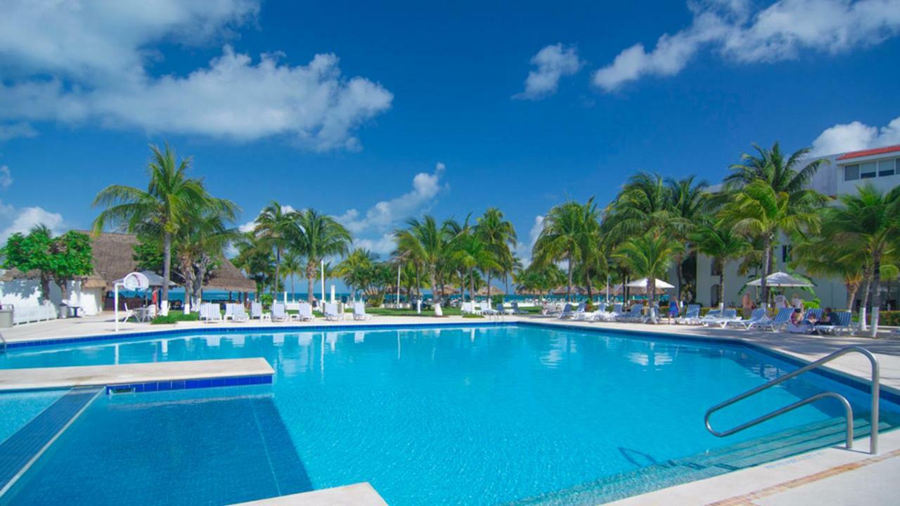 Cancun Beachfront Condo Экстерьер фото